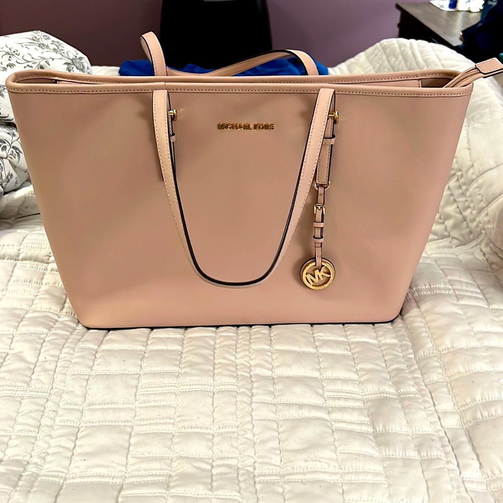 Michael Kors Blush Pink Work tote—with pockets for laptop AND tablet!